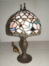 TIFFANY glass lampshade lamp