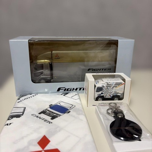 Camion pressofuso mitsubishi - camion,