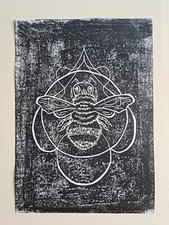 Bee Nouveau - Xilografia