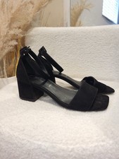 Tacchi Marks And Spencer