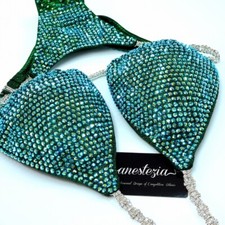 VENDO COSTUME DA GARA BIKINI