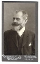 Photo Samson, Liège, Rue de l´Université 26, Porträt eines älteren Mannes avec  