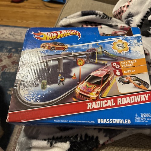 Hot wheels 2010 radical - hot,
