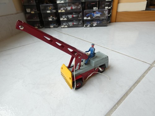 Gru salev dinky toys 43 - gru, 50