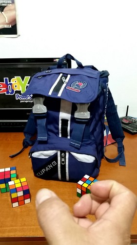 Invicta backpack kupang used - kupang,