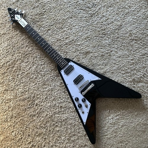 Quincy alien chitarra - quincy,