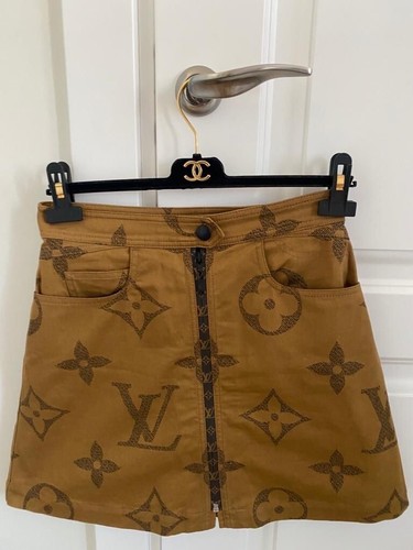 Louis vuitton large monogram - louis,