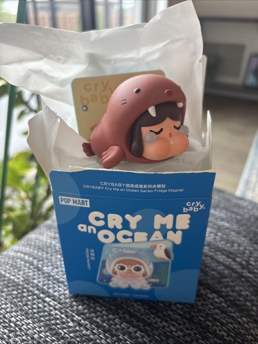 Pop mart cry baby - mart, an