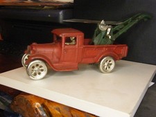 Grande carro attrezzi Ford in