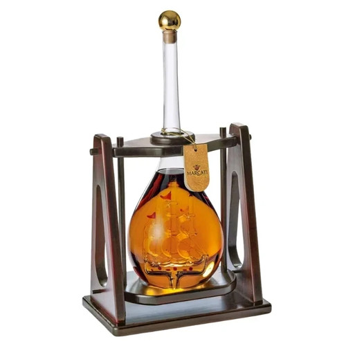 Versatore con veliero - veliero, grappa