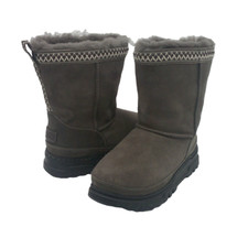 UGG CLASSIC SHORT TRAILGAZER