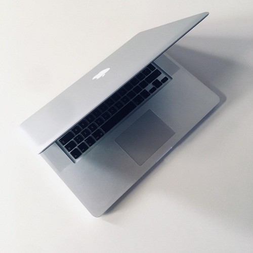 153 apple macbook - 153,