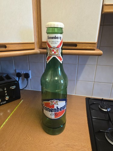 Giant kronebeurg money - kronebeurg, bottle