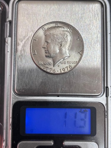 Moneta commemorativa mezzo