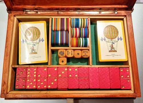 Scatola gioco carte dadi - ,