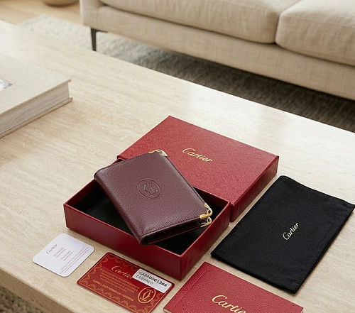 Cartier must red calfskin card - cartier,