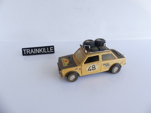 Polistil voiture fiat 128 - 1:25,