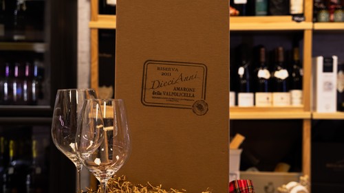 Amarone della valpolicella - della,