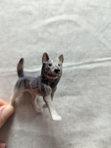 Hagen renaker sled dog 3335 - renaker,