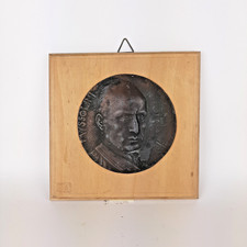 Fusione rotonda in bronzo con