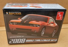 AMT 2008 Dodge Challenger SRT8