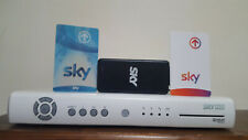 DECODER SKY HD PIU ALIMENTATORE OTTIMO PER VISIONE HD LEGGE TUTTE LE SCHEDE SKY