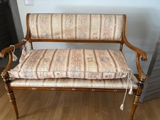 Antico divanetto Stile