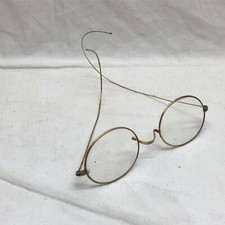 Occhiali vintage con bordo in filo logo marcato sul naso pezzo magnetizzante