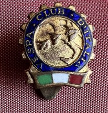 DISTINTIVO SMALTATO VESPA CLUB D’ITALIA FRATELLI LORIOLI MILANO