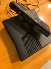 Xbox 360 come nuova, modificata con 2 joystick, kinect e hard disk da 500 GB
