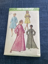 Simplicity 9074 modello