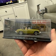 Modellini auto dei film 007