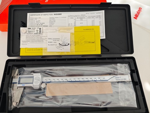 Mitutoyo calibro 200 - , mm