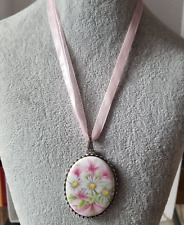 COLLANA PENDENTE PORCELLANA GIGLI E MARGHERITE ARGENTO BIGIOTTERIA ITALIA