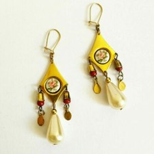 Orecchini goccia perla rosa rossa cammeo vintage anni 80 metallo dorato