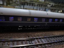 ROCO 44842 carrozza letti FS TEN tipo UH ep IV  illuminata e con personaggi