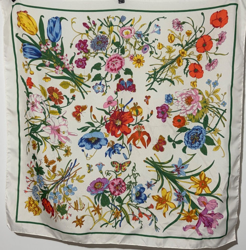 Sciarpa gucci like design - gucci,