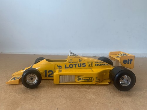 Burago lotus 97t - lotus, 1/24