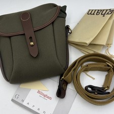 Billingham X Leica Galbin 8 custodia binocolo in verde salvia/cioccolato