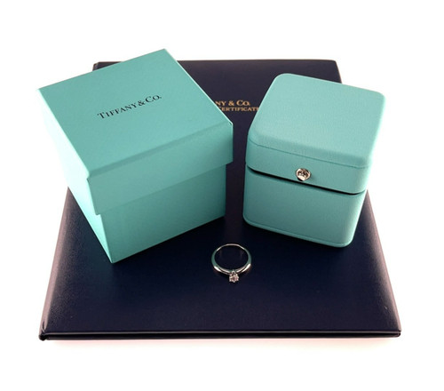 Tiffany 0 29ct diamante - &,