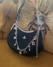 Borsa / pochette / borsa Vivienne Westwood con telaio con ciondolo
