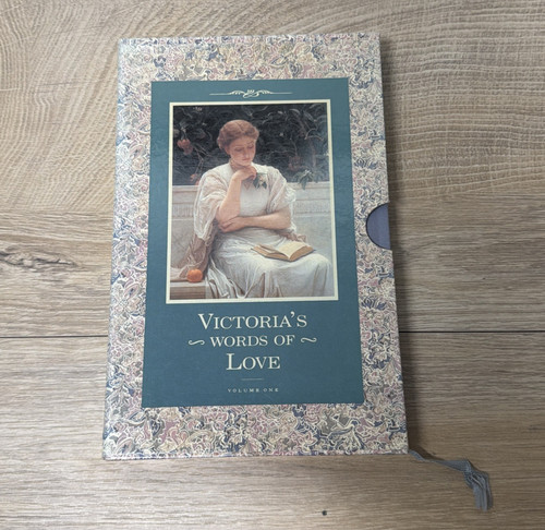 Victoria words love - victoria’s,