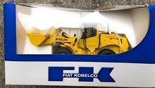 ROS COLLECTION CINGOLO FIAT KOBELCO NEW HOLLAND LW 190B GIALLO  METALLO  SCALA 1