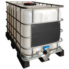 Cisterna in plastica rigenerata/usata 640 Lt, pallet plastica, valvola 2"