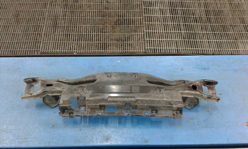 256 921 calandra posteriore - 256,