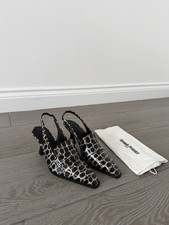 Russell & Bromley totter