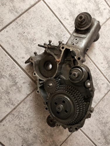 Semi carter motore vespa - motore,