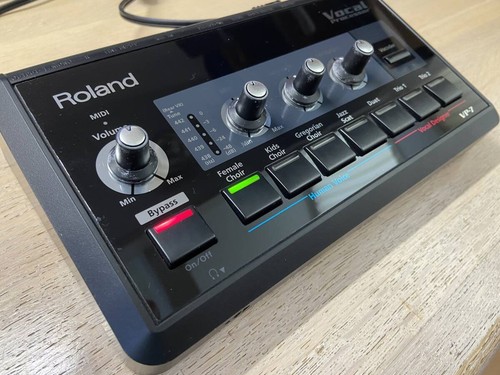 Roland vocal processor - vp-7,