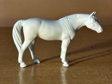 Breyer Stablemate: Unpainted