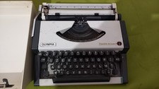 Macchina scrivere olympia - da,